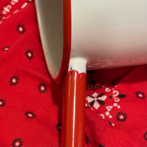Vintage Farmhouse Red and White Enamel Saucepan - Picture 12 of 16